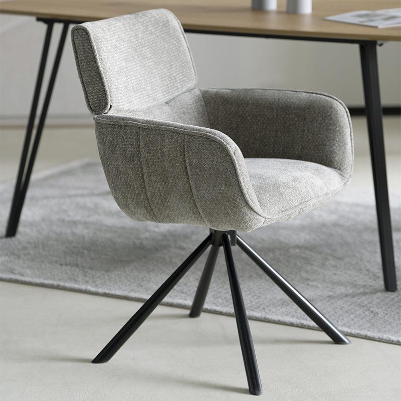 Sedia da pranzo girevole Elara HDC233029 con braccioli, rivestita in chenille beige e base metallica dorata - rotazione 360° per massima libertà di movimento