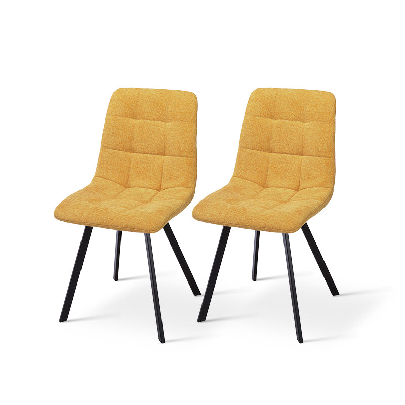 Sedia da pranzo Aoife imbottita in lino beige con struttura in metallo nero opaco - Eleganza e comfort per la tua tavola