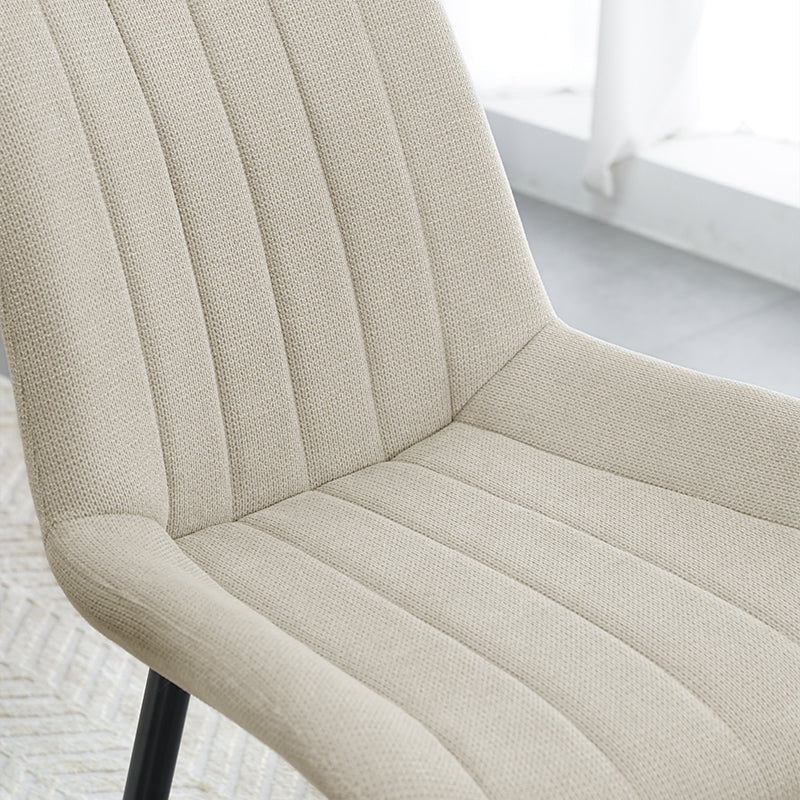 Sedia design con struttura in acciaio verniciato e poggiapiedi integrato