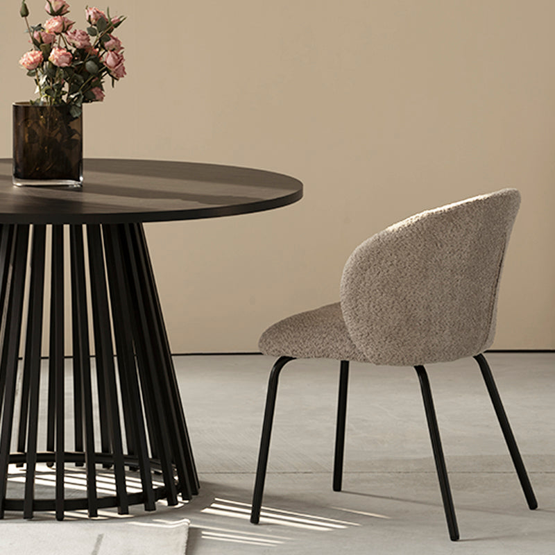 Chaises et fauteuils Ofcasa en similicuir - collections verte et marron pour salle à manger et cuisine. Décoration intérieure et ensembles de meubles design. Chaise à manger en similicuir,Fauteuil de salle à manger design,Ensemble de chaises pour cuisine,Décoration intérieure contemporaine,Meubles de salle à manger en cuir