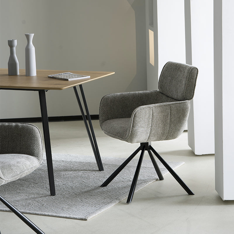 Sedia da pranzo girevole Elara HDC233029 con braccioli, rivestita in chenille beige e base metallica dorata - rotazione 360° per massima libertà di movimento