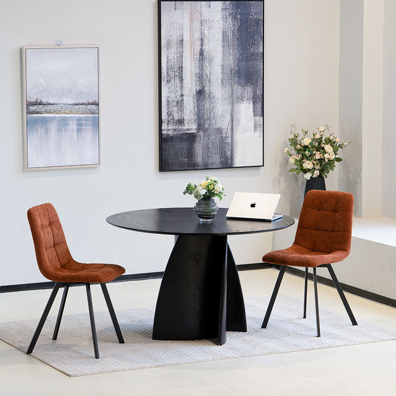 Sedia da pranzo Aoife imbottita in lino beige con struttura in metallo nero opaco - Eleganza e comfort per la tua tavola