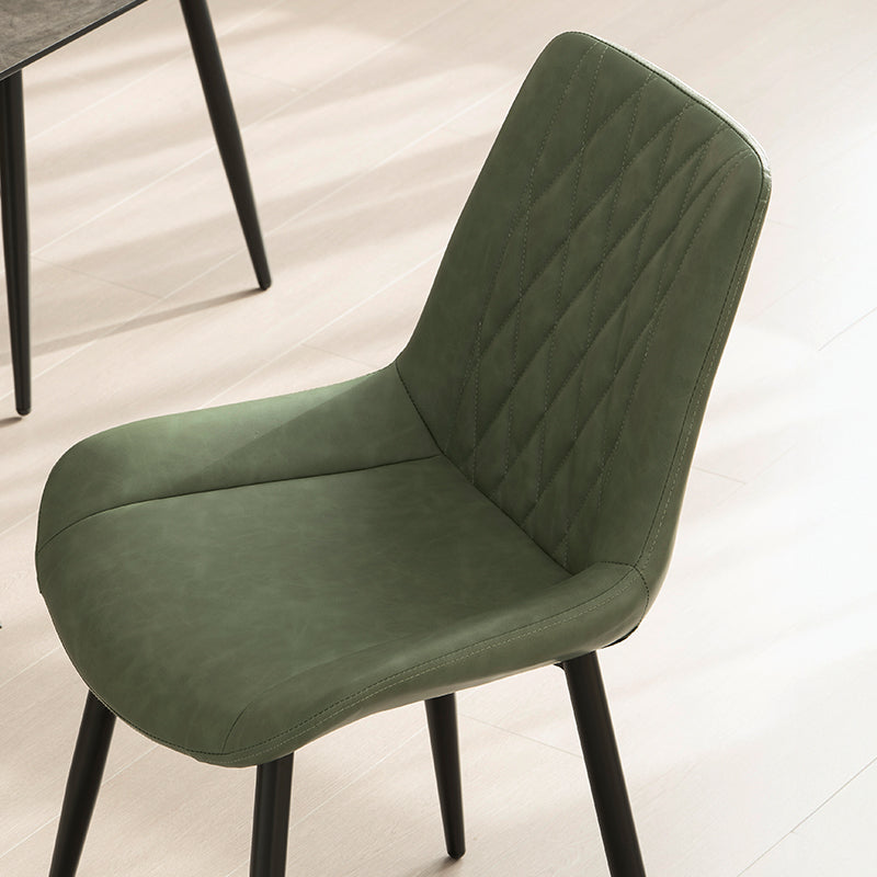 Sedie e poltrone OFCASA in similpelle - collezioni verde e marrone per sala da pranzo e cucina. Arredamento e complementi d'arredo moderni.