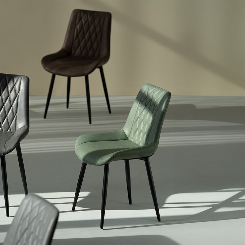 Sedie e poltrone OFCASA in similpelle - collezioni verde e marrone per sala da pranzo e cucina. Arredamento e complementi d'arredo moderni.