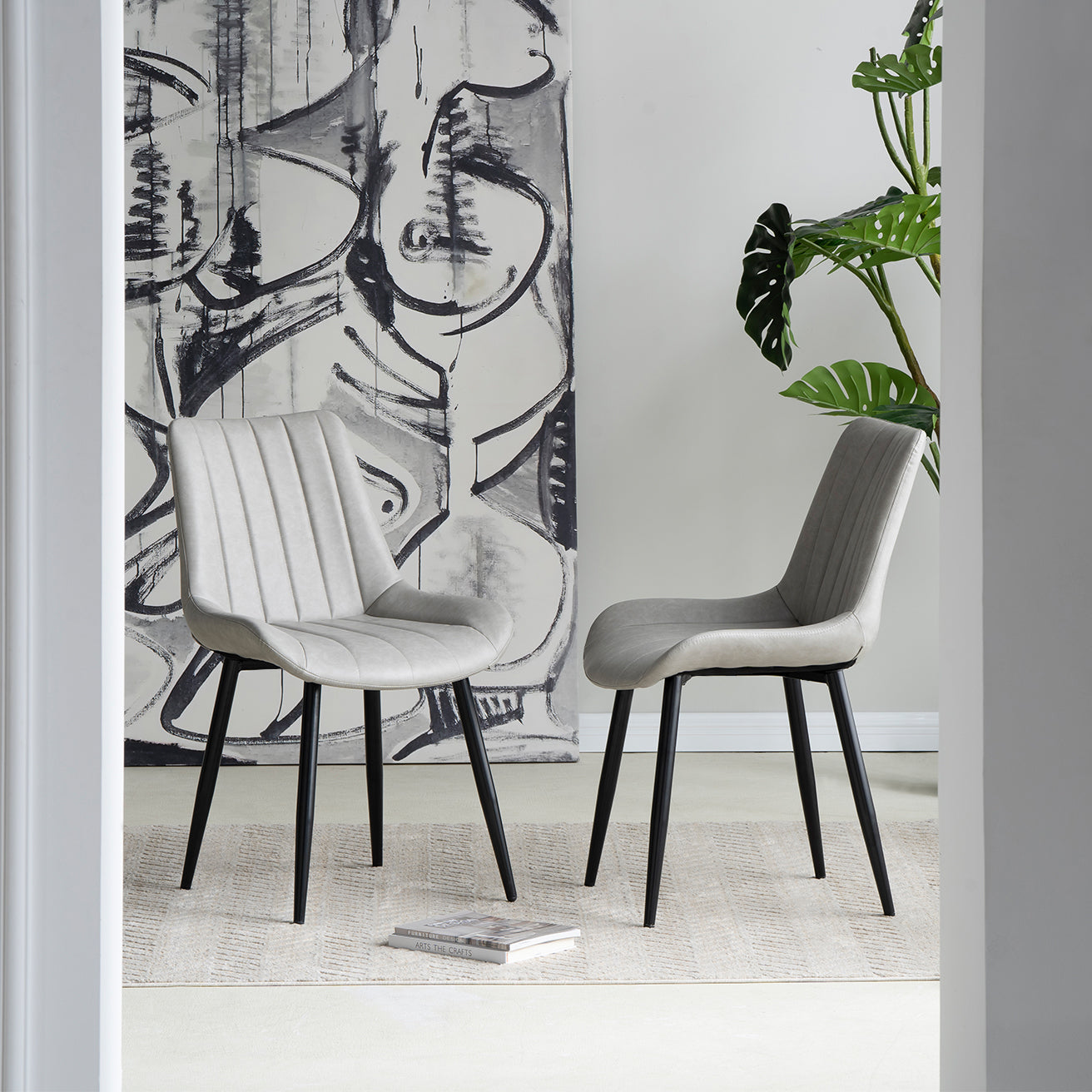 Sedie e poltrone OFCASA in similpelle - collezioni verde e marrone per sala da pranzo e cucina. Arredamento e complementi d'arredo moderni.
