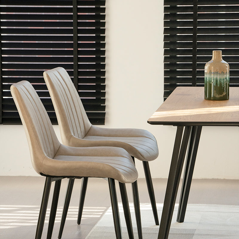 Sedie e poltrone OFCASA in similpelle - collezioni verde e marrone per sala da pranzo e cucina. Arredamento e complementi d'arredo moderni.