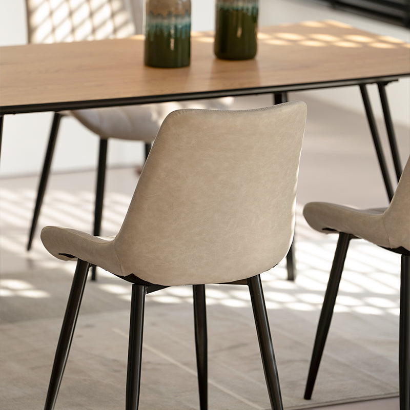 Sedie e poltrone OFCASA in similpelle - collezioni verde e marrone per sala da pranzo e cucina. Arredamento e complementi d'arredo moderni.
