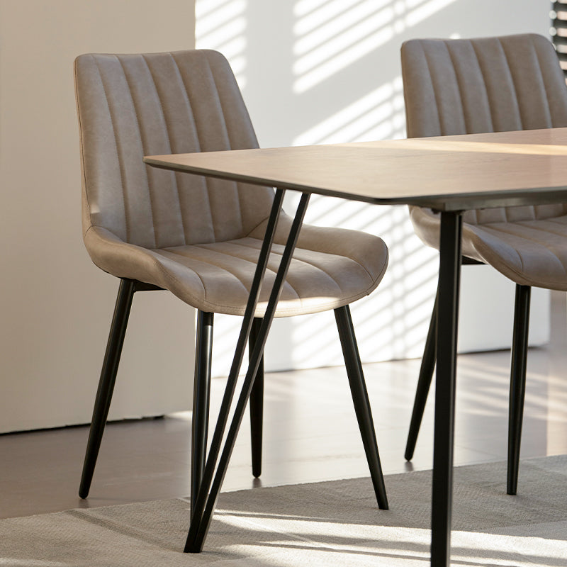 Sedie e poltrone OFCASA in similpelle - collezioni verde e marrone per sala da pranzo e cucina. Arredamento e complementi d'arredo moderni.