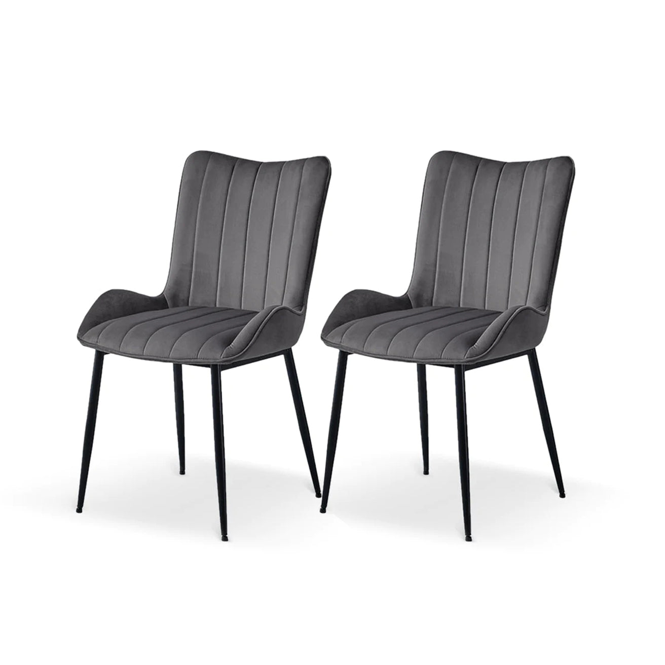Set da 4 sedie Edith intorno a un tavolo da pranzo in stile scandinavo - perfette per ambienti moderni 