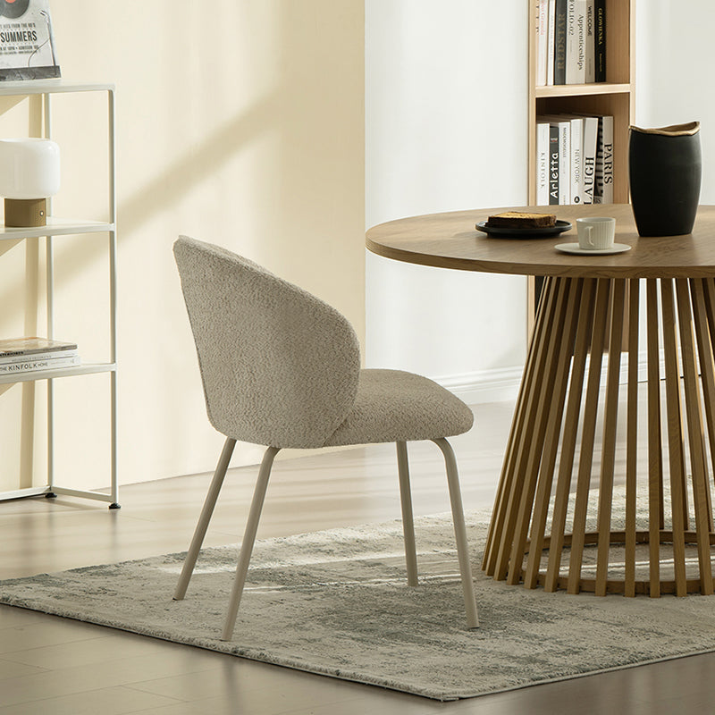 Chaises et fauteuils Ofcasa en similicuir - collections verte et marron pour salle à manger et cuisine. Décoration intérieure et ensembles de meubles design. Chaise à manger en similicuir，Fauteuil de salle à manger design，Ensemble de chaises pour cuisine，Décoration intérieure contemporaine，Meubles de salle à manger en cuir