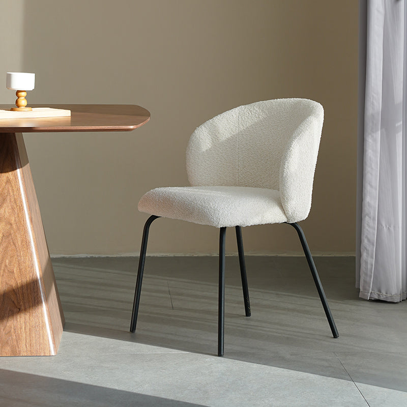 Chaises et fauteuils Ofcasa en similicuir - collections verte et marron pour salle à manger et cuisine. Décoration intérieure et ensembles de meubles design. Chaise à manger en similicuir，Fauteuil de salle à manger design，Ensemble de chaises pour cuisine，Décoration intérieure contemporaine，Meubles de salle à manger en cuir