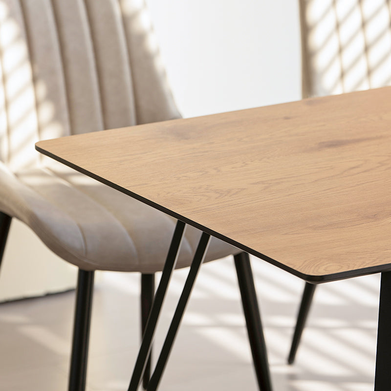 Tavolo da pranzo rettangolare Fareeha [Colore legno] [160 cm]